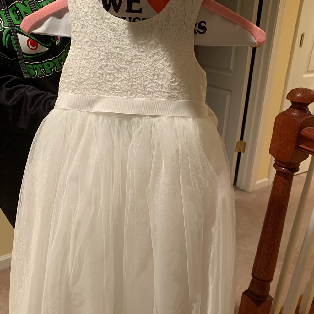Size 3 David’s Bridal Flower Girl Dress